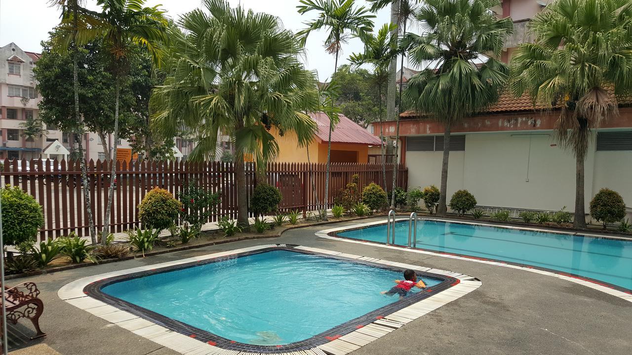 Anjung Homestay Sepang Eksteriør bilde