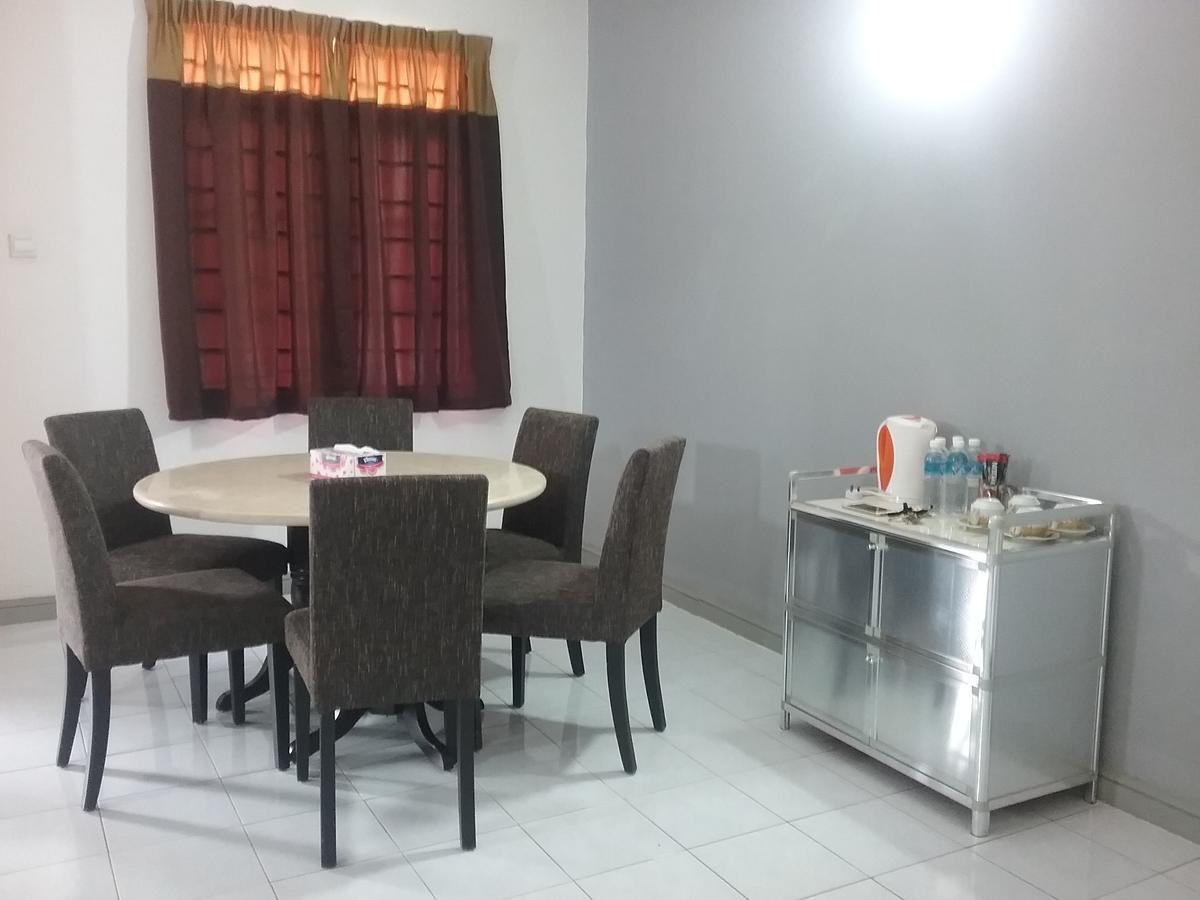Anjung Homestay Sepang Eksteriør bilde