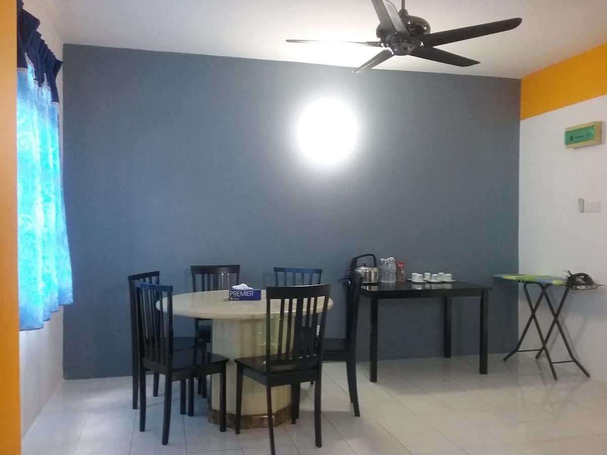 Anjung Homestay Sepang Eksteriør bilde